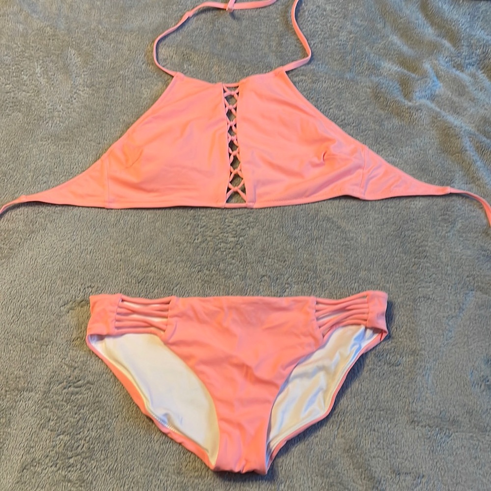 Victoria’s Secret bikini